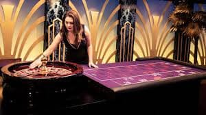 tmtplay slot game reels spinning on a mobile screen in the Philippines